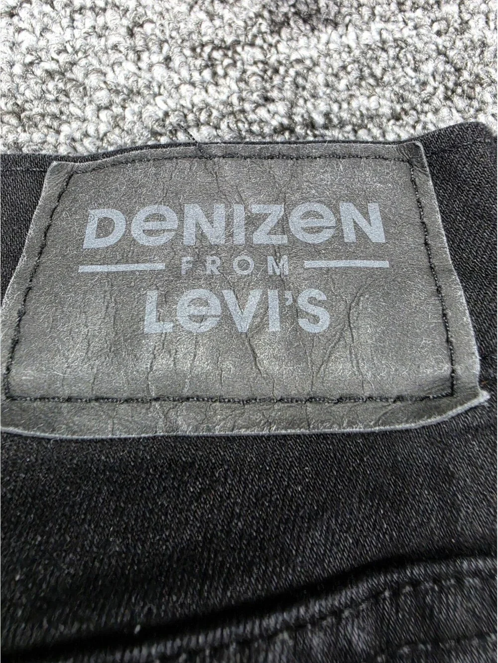 Denizen from Levi's Men's Slim Fit Black Dark Wash Denim Jeans Stretch 5-Pocket